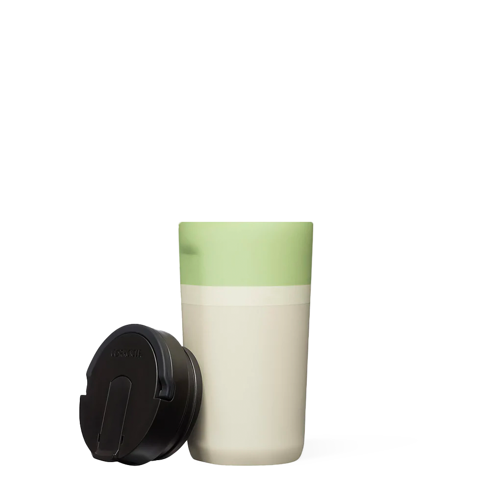 star-warstm-kids-cup-t9 0b29a0bde323--grogu-kids-cup-product-lid-off.png