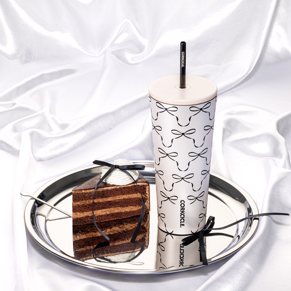 cold-cup-z4 2a98a7269432--2224PBBC-lifestyle.png