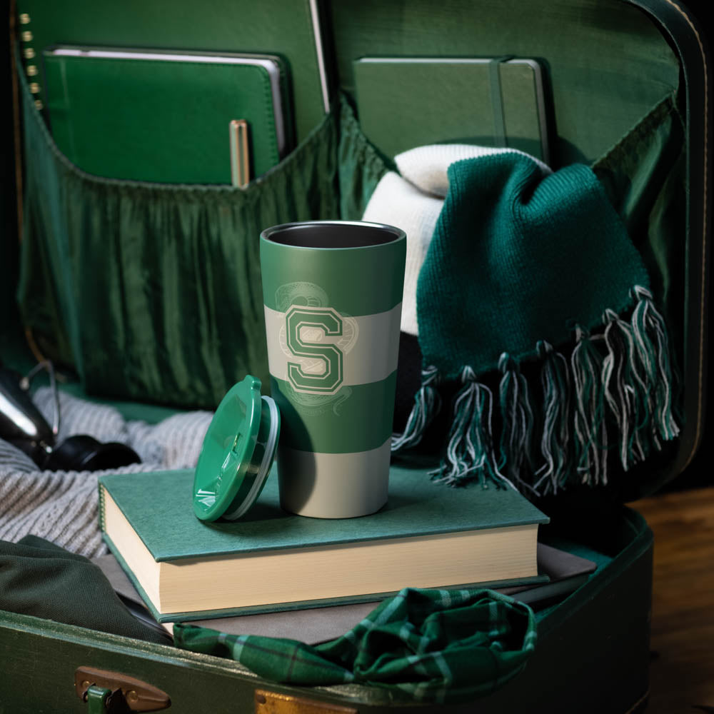 harry-potter-tumbler-a6 84ce9e4c9c5c--HarryPotter-Slytherin-4.jpg