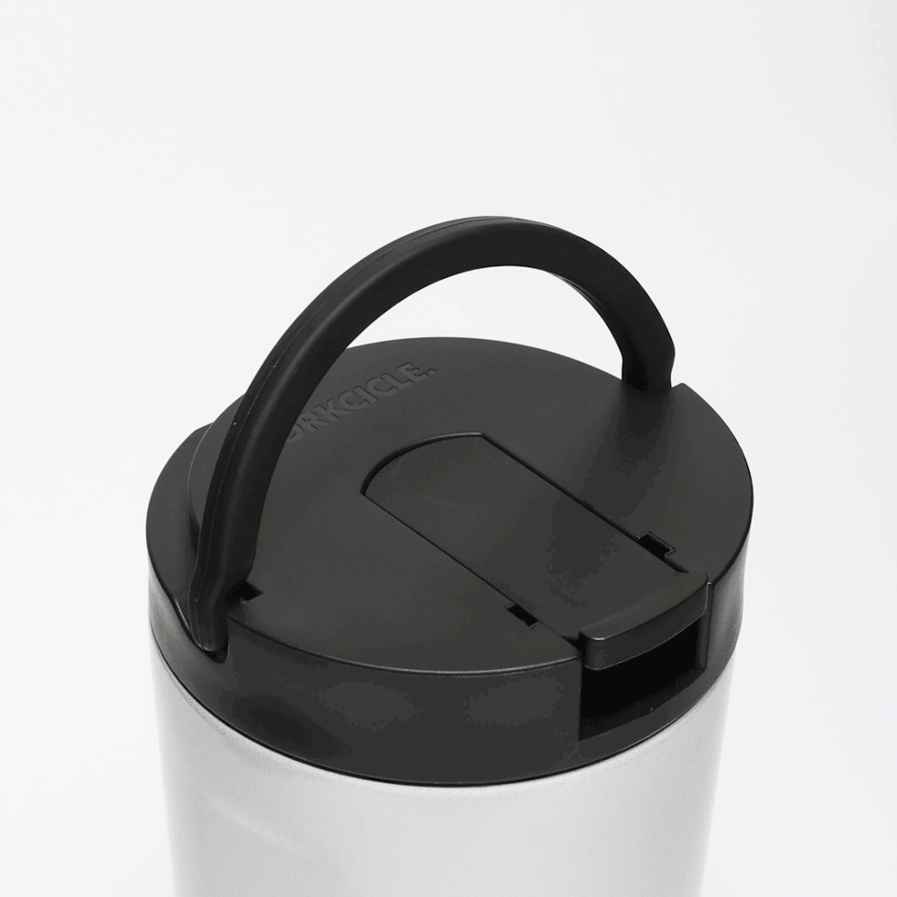 disney-kids-cup-u1 Kids_Cup_28_0906b7b6-4acf-4cb6-8c0d-d15f57c40b85.gif